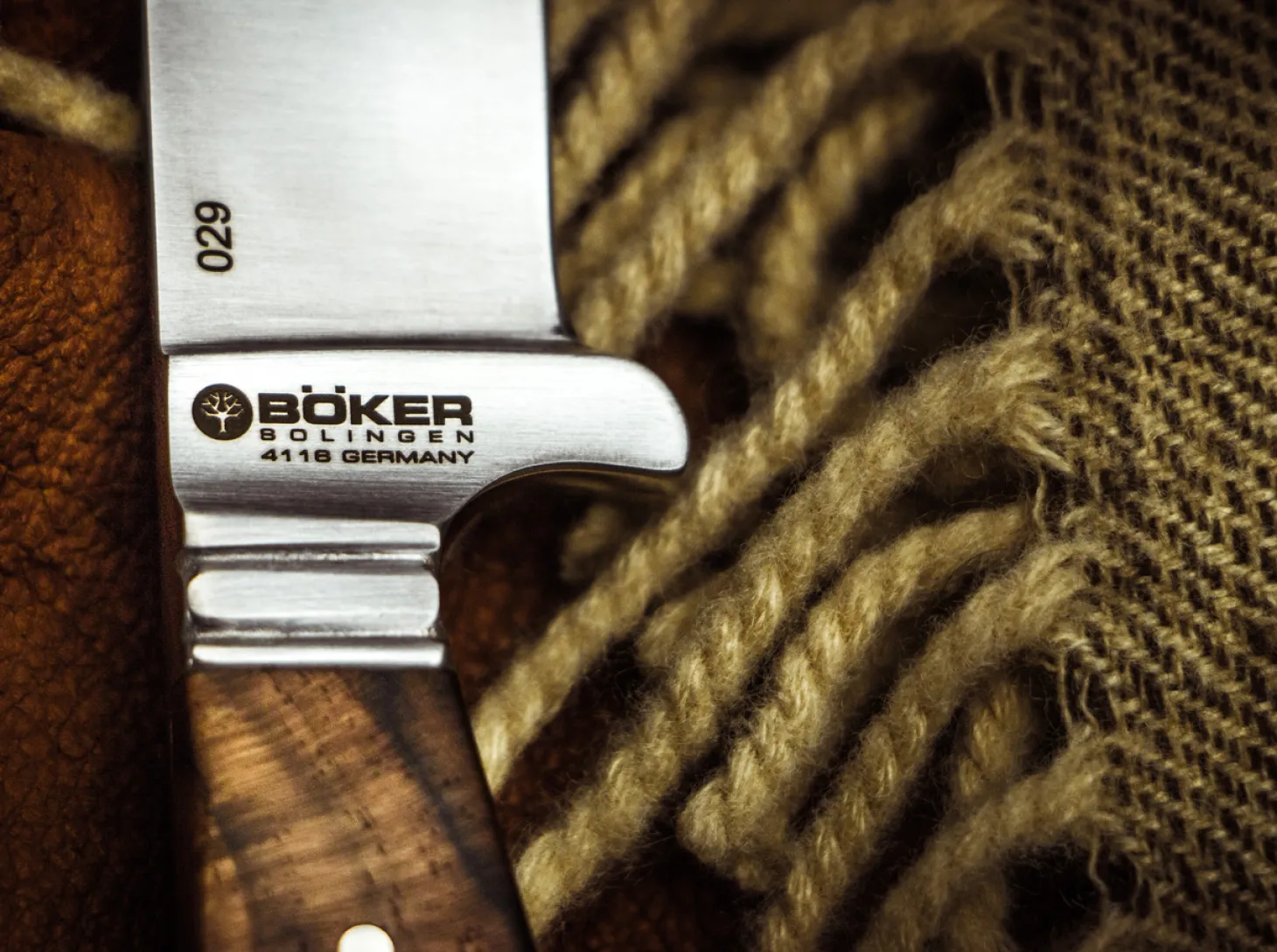 Nicker 11 Jäger Gold