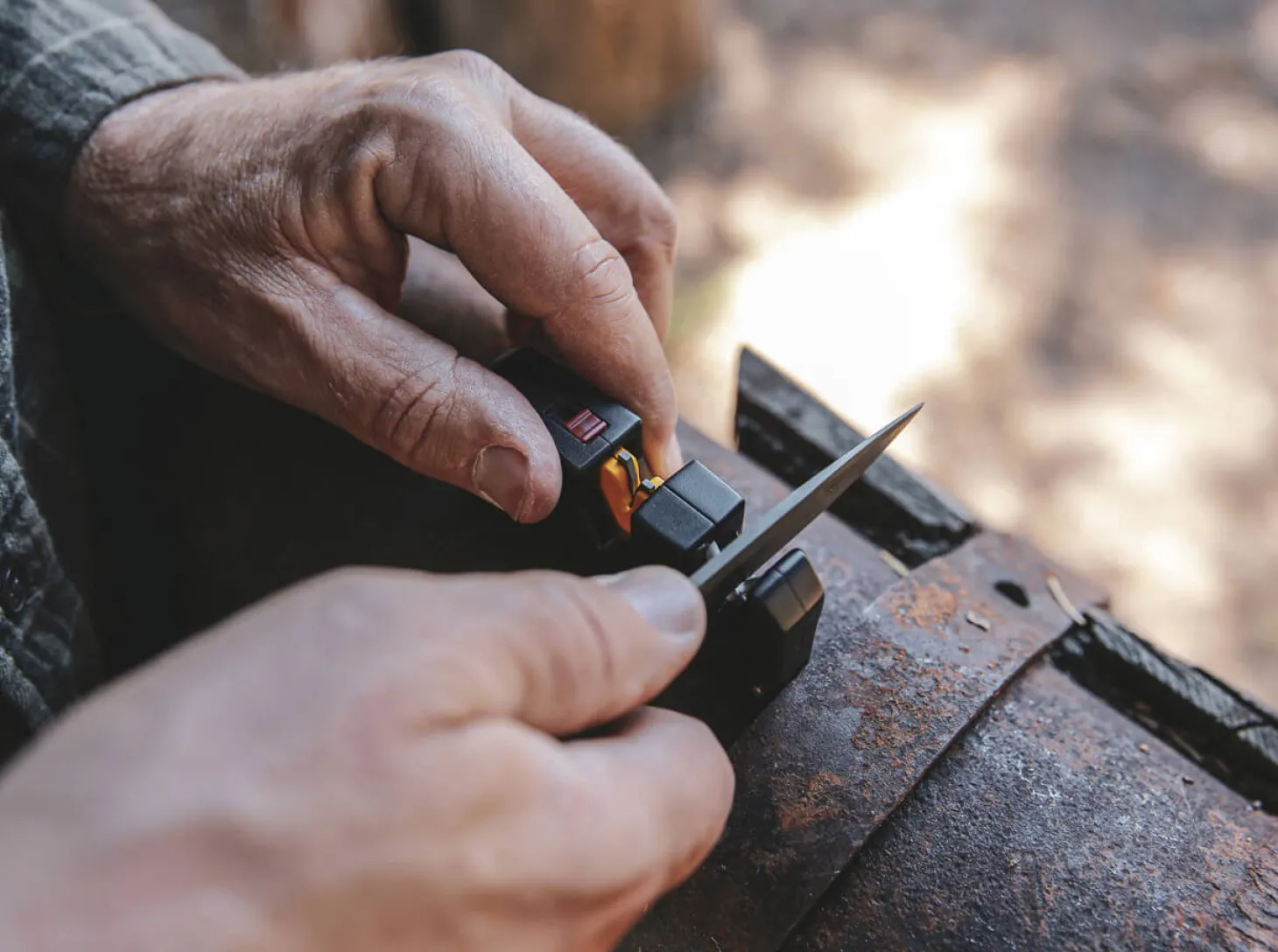 Pivot Plus Knife Sharpener